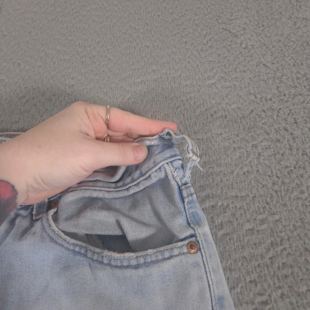 VINTAGE Levi's Jeans Mens 33x30 Light Wash 550 Relaxed Fit Tapered Leg Denim 00s